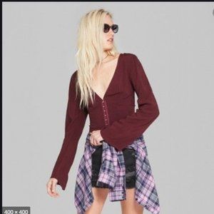 Long Sleeve V-Neck Front Clasp Top -79-89